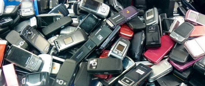 5 самых бесполезных телефонов в истории 5 самых бесполезных телефонов в истории